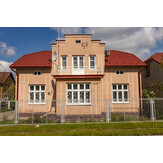 Житловий будинок 179,6 м.к.в та земельна ділянка 0,066 га в м. Чортків, Тернопільської області