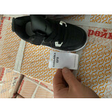 Перший митний аукціон з продажу лоту "Дитячі кросівки марки "Канарейка GFB" в асортименті (різних кольорів), без ознак використання, з споживчим маркуванням "Е3301-1", "Е3301-3", "Е3301-4", "Е3301-5", "Е3301-6", "Е3301-7" у кількості 2496 пар" та "Дитячі кросівки марки "Канарейка GFB" в асортименті (різних кольорів), без ознак використання, з споживчим маркуванням "F2301-1", "F2301-2", "F2301-3", "F2301-4", "F2301-5", "F2301-6, "F2301-7", "F2301-8" у кількості 3288 пар" .