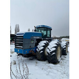 Трактор New Holland-9882, 1997 рік випуску, "New Holland Cnada LTD", модель 9882 № трактора - D 105834, державний номер: дані відсутні