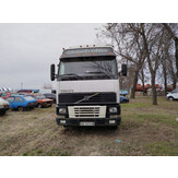 Вантажний автомобіль, марки VOLVO,модель FH 12, реєстраційний номер АЕ1471НА, YV2A4DAA22B307769, 2002 року випуску, колір білий