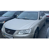 Автомобіль марки HYUNDAI, модель SONATA 2.0 I, номер шасі (кузова, рами) KMHEU41AP9A515556, 2008 року випуску, ДНЗ АА0131НІ