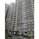 1/3 частини трикімнатної квартири №141, загальною площею: 70.8 кв.м., житловою площею: 41.3 кв.м., за адресою: м. Київ, вул. Заболотного Академіка, буд. №30