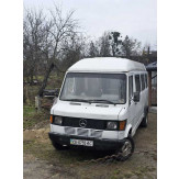 Автобус MERCEDES-BENZ, модель 410D, номер державної реєстрації: СЕ0755АС, номер кузова WDB6114682P337993, 1995 року випуску, білого кольору