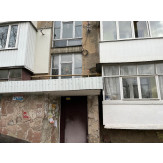 1/4 частина двокімнатної квартири, загальною площею 50,8 кв.м., житловою площею 28,3 кв.м., за адресою: Вінницька область, Вінницький р-н, м. Вінниця, вул. Олега Антонова, 4, кв. 18