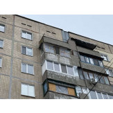 1/4 частина трикімнатної квартири заг. пл. 72,0 кв.м. за адресою: Дніпропетровська обл., м. Дніпро, ж/м Тополя-2, буд. 28, корп. 6, кв. 72