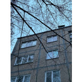 Трикімнатна квартира, загальною площею 62,4 кв.м., житловою площею 45 кв.м., за адресою: Харківська обл., м. Харків, просп. Тракторобудівників, буд. 87-Б, кв. 13