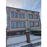1/4 частина житлового будинку, загальною площею 344.80 кв.м, житловою площею 171,80 м.кв., за адресою: Тернопільська обл.,Тернопільський р-н., м. Теребовля, вул. Миру, 2-А
