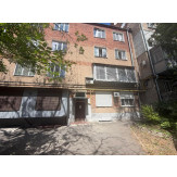1/2 частина квартири, загальна площа – 51,0 кв. м., житлова площа - 32,2 кв. м., за адресою: Харківська обл., м. Харків, вул. Полтавський шлях, буд. 167, кв. 7