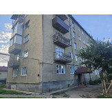 Трикімнатна квартира, заг.пл. 59 кв.м., житл.пл. 40,7 кв.м., за адресою: Івано-Франківська обл., Івано-Франківський р-н., м.Тисмениця, площа Ринок, буд. 1, кв. 16