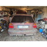 Автомобіль легковий, марки: Volkswagen; модель Golf; номер шасі (кузова, рами)-WVWZZZ1HZNW053448; державний номер АХ4372НС; рік випуску 1992; колір-червоний.